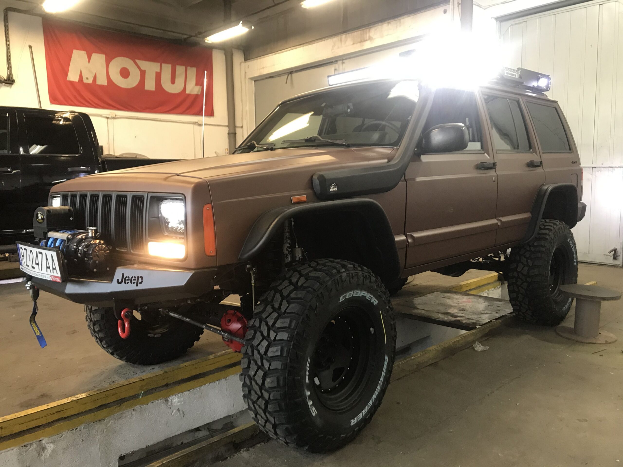 FELGI STALOWE CZARNY MAT 16X8 5X114,3 ET-25 JEEP CHEROKE - Image 3
