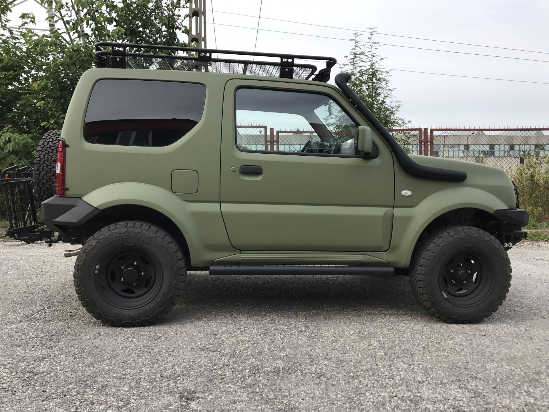 FELGI STALOWE CZARNY MAT 16X7 5x139,7 SUZUKI - obrazek 3