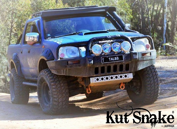 Poszerzenia błotników Kut Snake Nissan Navara D22 - szerokość 80mm - Image 2