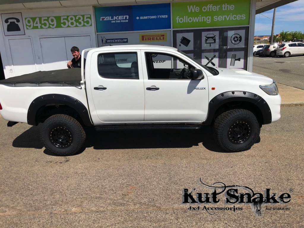 Poszerzenia błotników Toyota Hilux Kun 12-15 szerokość - 50mm - obrazek 2