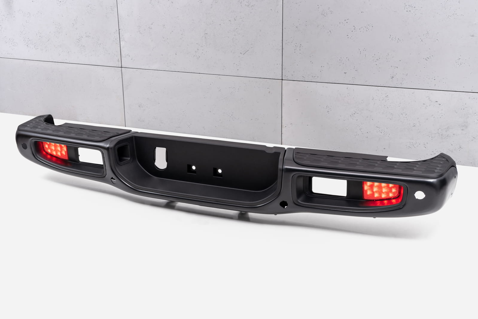 Zderzak tylny z oświetleniem LED Jeep Gladiator JT 2020+ - Image 5