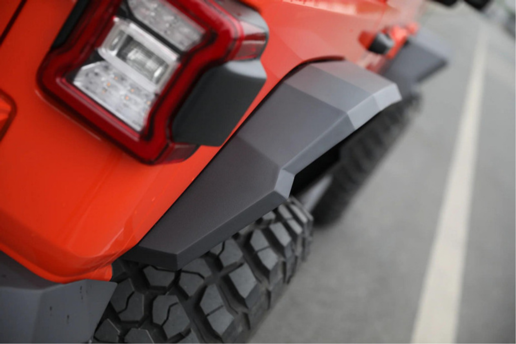 ALUMINIOWE POSZERZENIA BŁOTNIKÓW WRANGLER TYPU FLAT JK 07-18 - obrazek 4