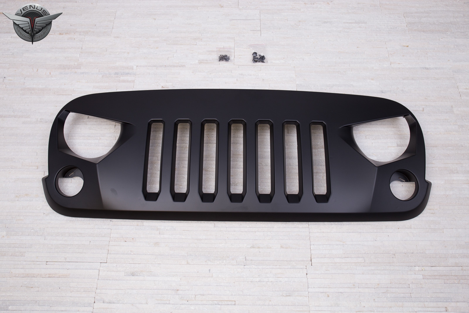 GRILL JEEP WRANGLER JK SOKOLE OKO