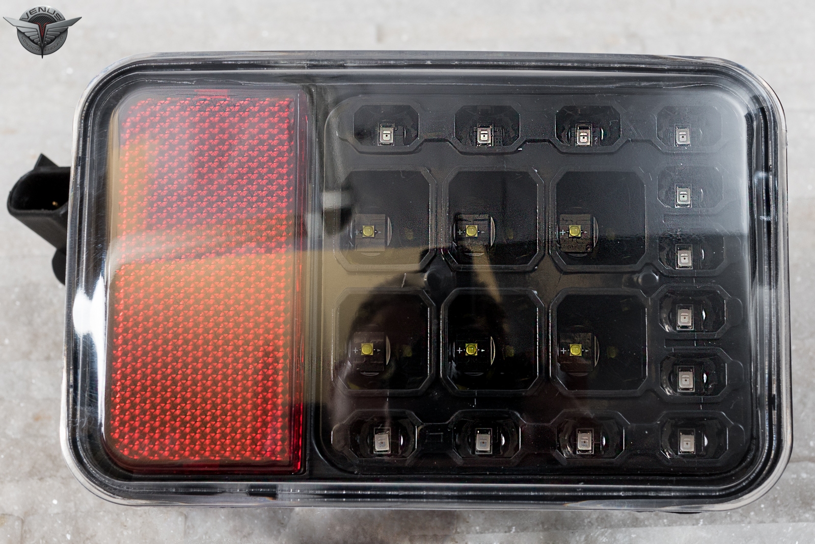 LAMPY LED W ZDERZAK TYLNY JEEP WRANGLER JK - obrazek 2