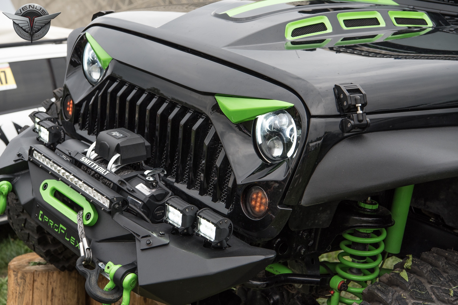 ALUMINIOWE BOCZNE ZAMKNIECIE MASKI JEEP WRANGLER JK - obrazek 2