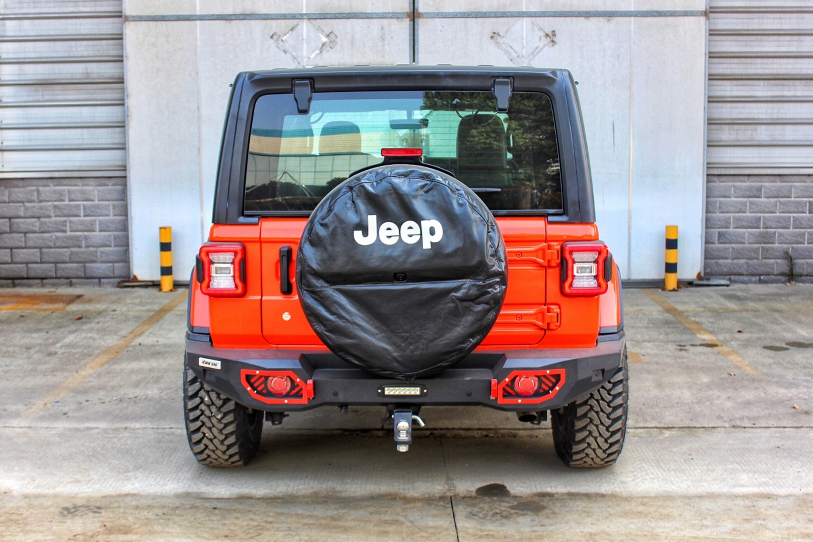 ZDERZAK TYLNY BRAVE JEEP WRANGLER JL 2018+