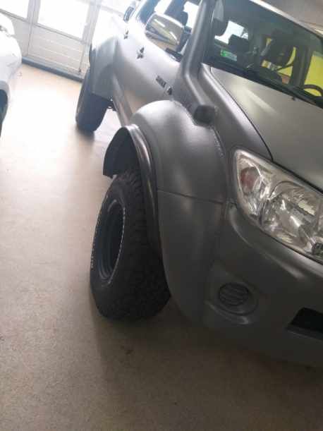 POSZERZENIA BŁOTNIKÓW TYPU ARCTIC TOYOTA HILUX 2005- - Image 4