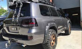 Poszerzenia błotników Toyota Land Cruiser 200 - obrazek 2