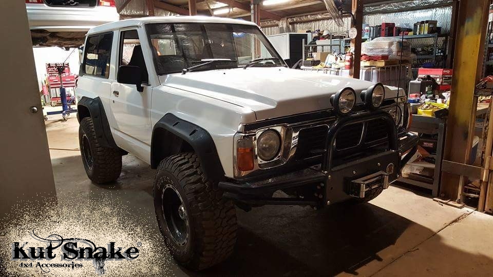 Poszerzenia błotników Nissan Patrol Y60 - szerokość 100mm - Image 2