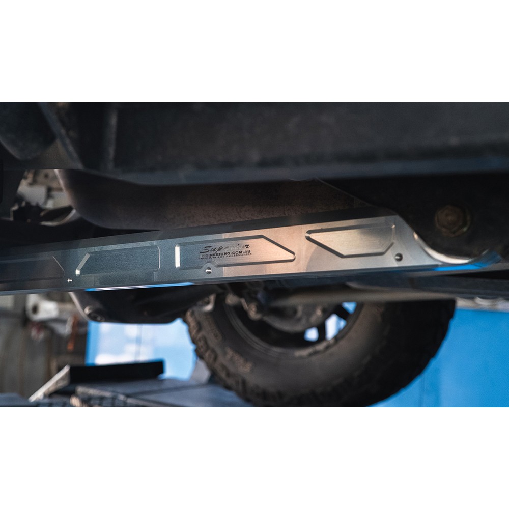 Aluminiowe wahacze dolne tył Superior Engineering Lift 0-2" - obrazek 6