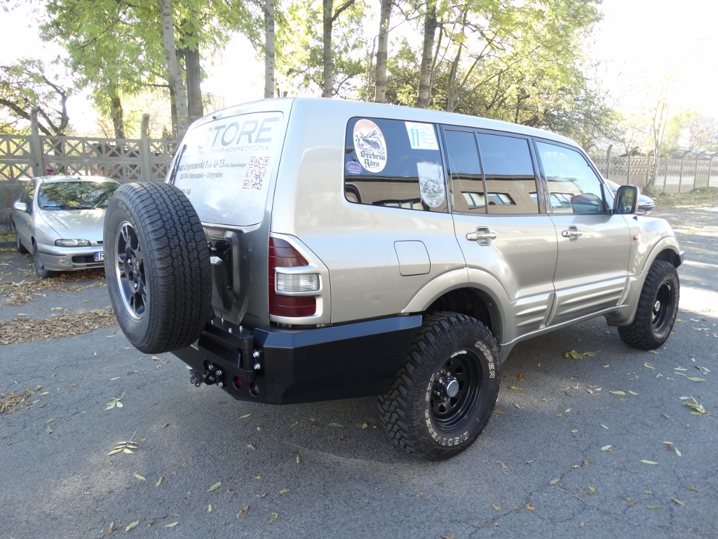 Zderzak tylny do Mitsubishi Pajero 3