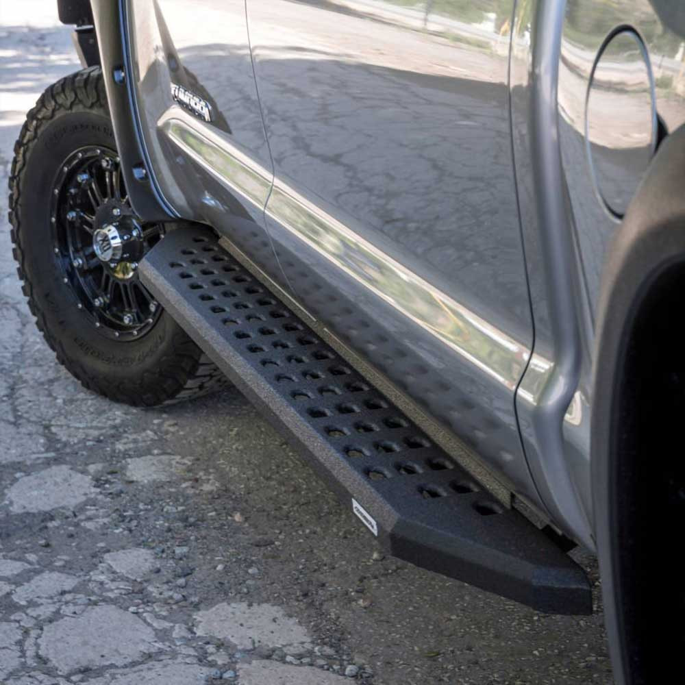 Progi boczne Bedliner Go Rhino RB20 Crew Cab - obrazek 7