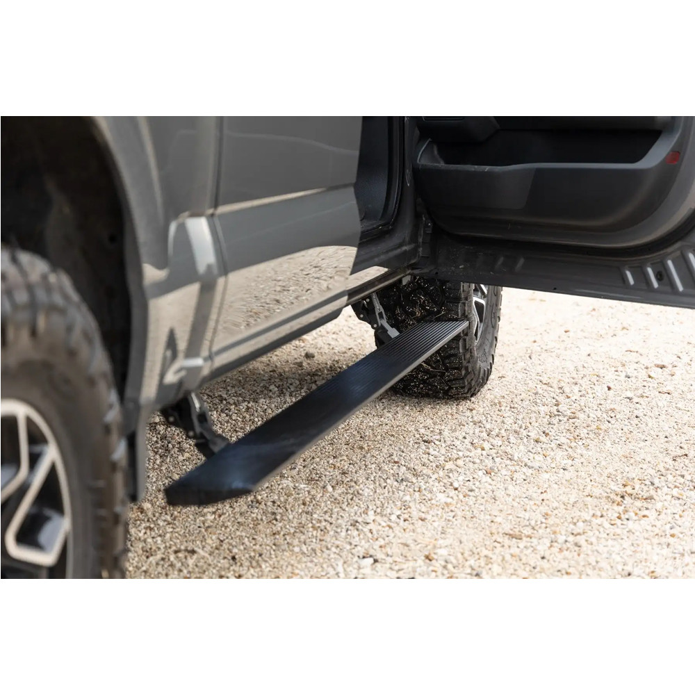 Progi elektryczne Rough Country Super Cab - obrazek 14