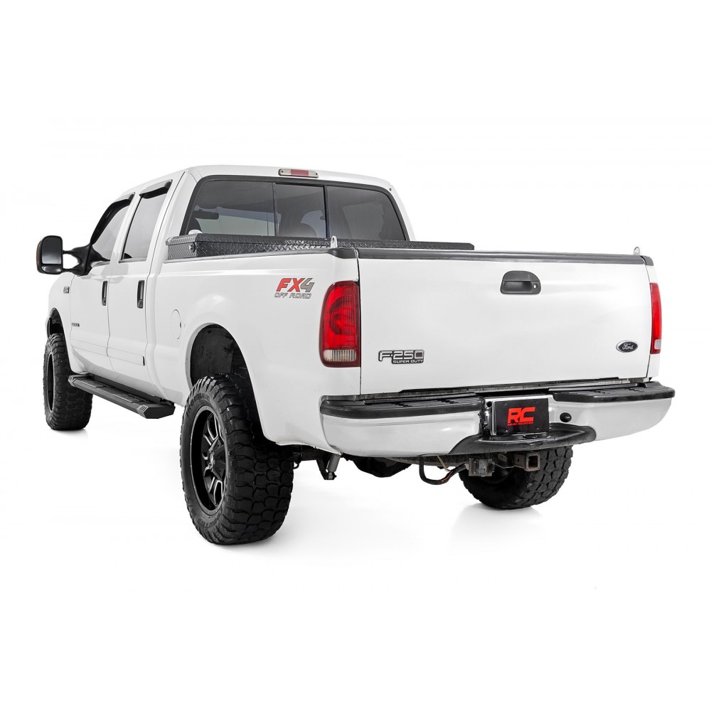 Progi, stopnie boczne aluminiowe Rough Country HD2 Crew Cab - Image 3