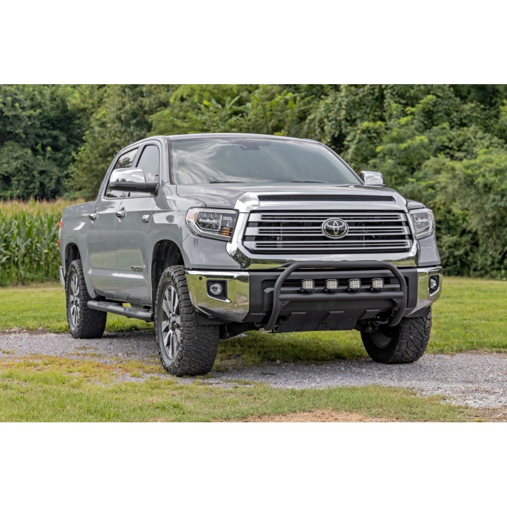 Progi, stopnie boczne czarne Rough Country Oval Nerf Steps Crew Cab - obrazek 5