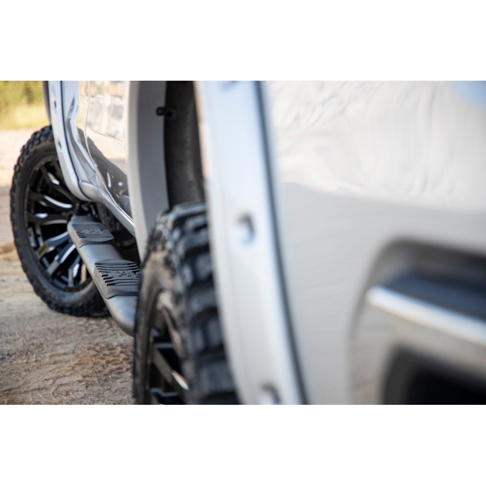 Progi, stopnie boczne czarne Rough Country Oval Nerf Steps Crew Cab - Image 5