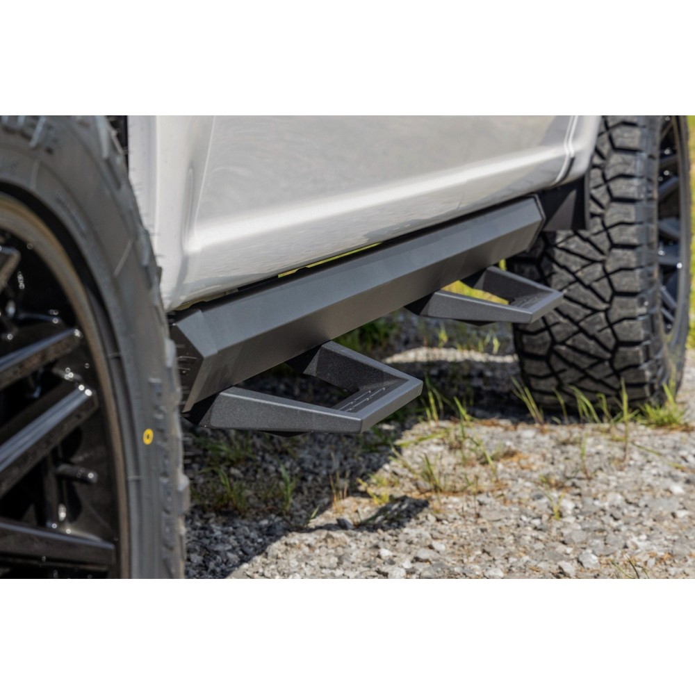 Progi, stopnie boczne regulowane aluminiowe Rough Country SRL2 Double Cab - Image 5