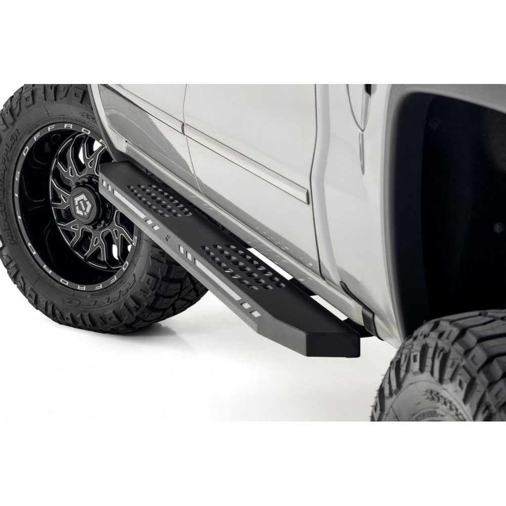 Progi, stopnie boczne Rough Country AC2 Crew Cab - obrazek 3