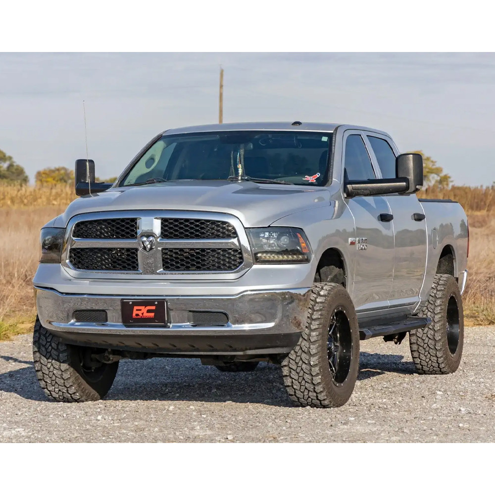 Progi, stopnie boczne Rough Country HD2 Crew Cab - obrazek 5