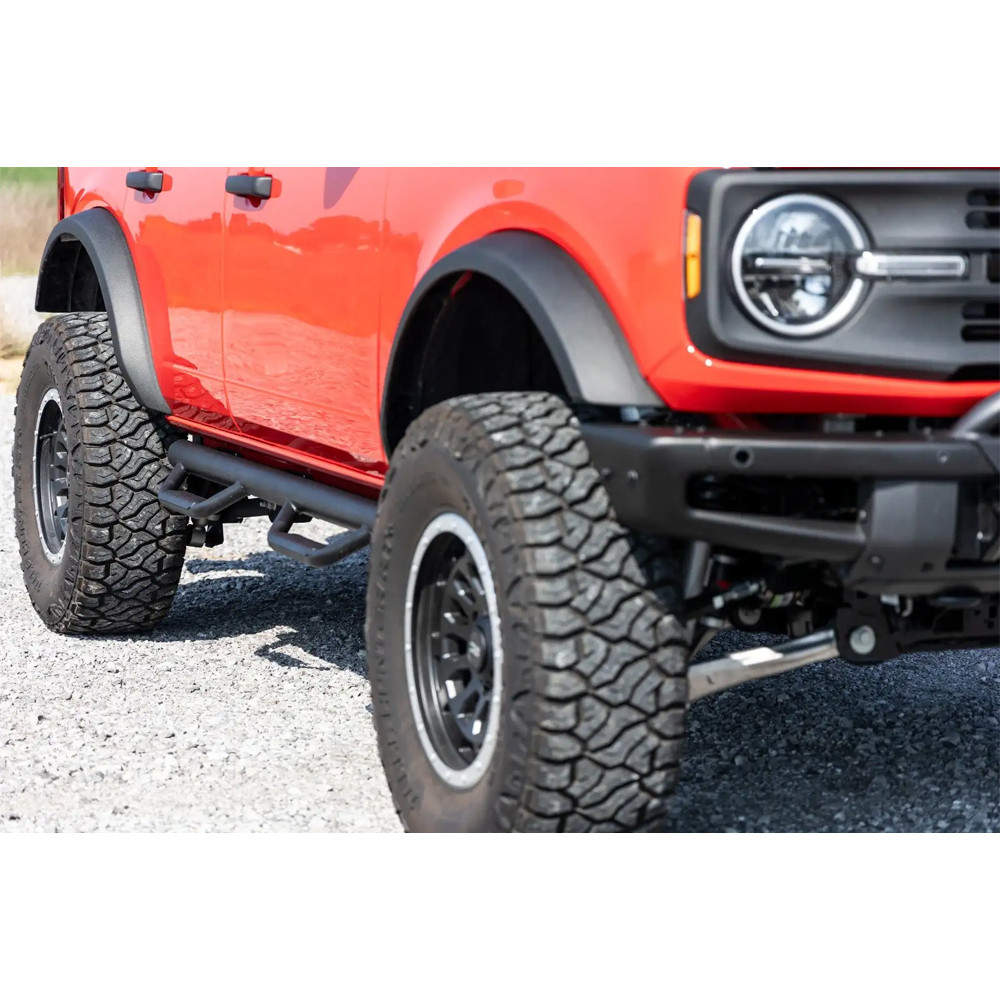 Progi, stopnie boczne Rough Country Nerf Steps - obrazek 3