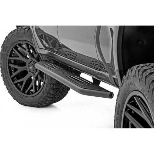 Progi, stopnie boczne Rough Country OV2 Crew Cab