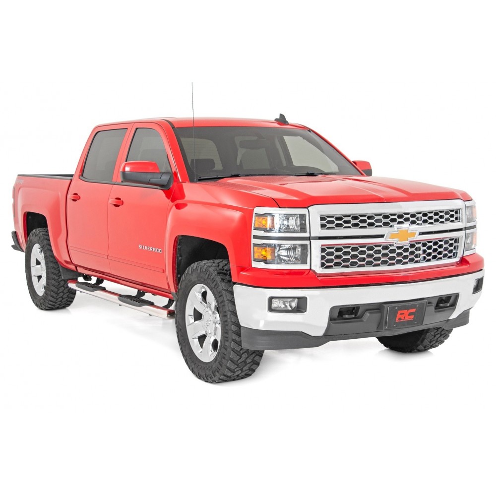 Progi, stopnie boczne srebrne Rough Country Oval Nerf Steps Crew Cab - obrazek 3