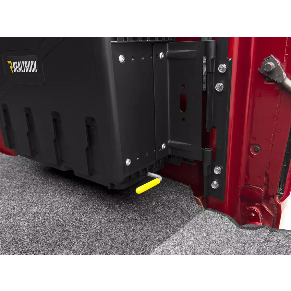 Schowek na pakę po stronie kierowcy RealTruck UnderCover Swing Case - Image 8