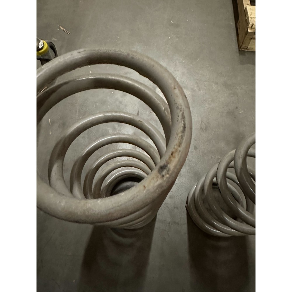 Sprężyny Light/Medium Duty tył Superior Engineering Lift 4" - obrazek 6