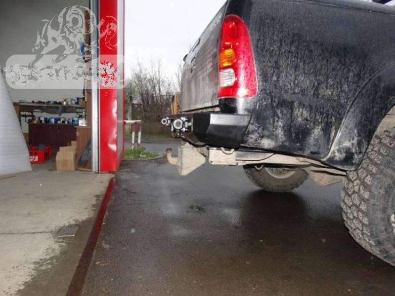 Zderzak stalowy tylny do Toyota Hilux Vigo 2005-2015 - obrazek 2