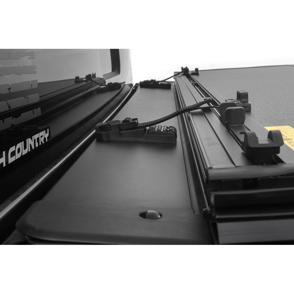 Twarda pokrywa paki tri-fold flip up Rough Country 5'7" - obrazek 6