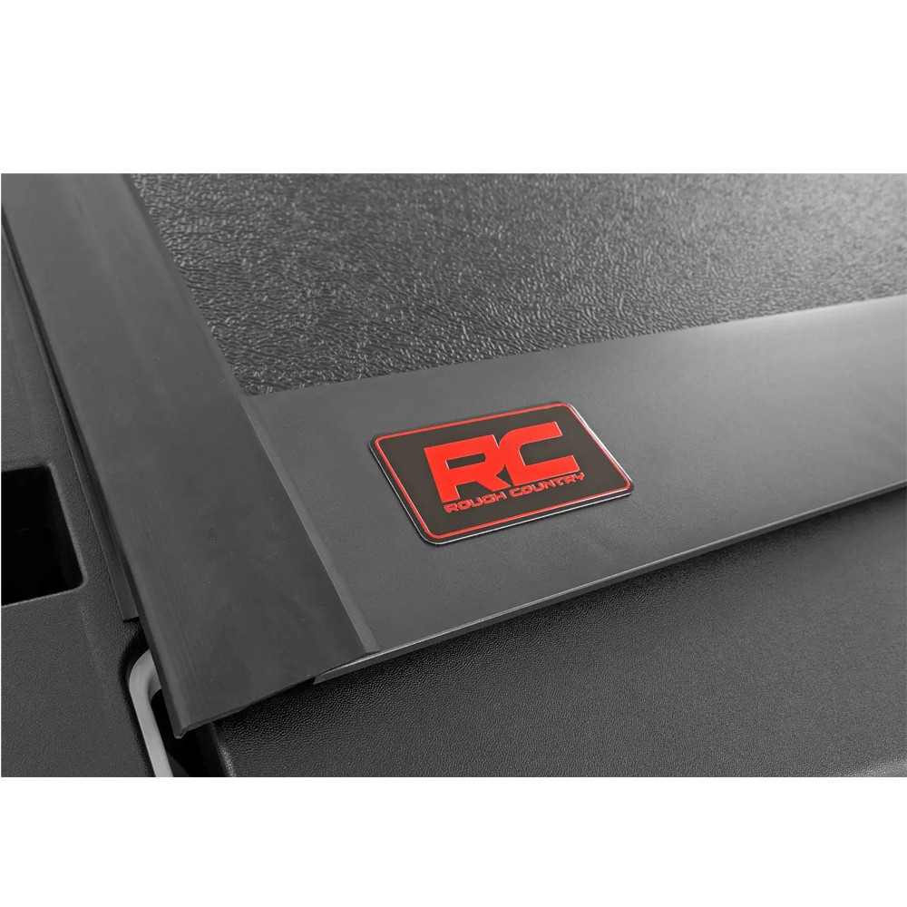 Twarda pokrywa paki tri-fold niski profil Rough Country 5'7" - obrazek 16