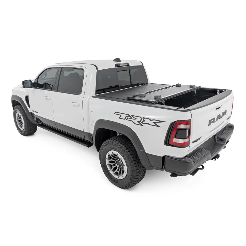 Twarda pokrywa paki tri-fold niski profil Rough Country 6'4" - obrazek 5