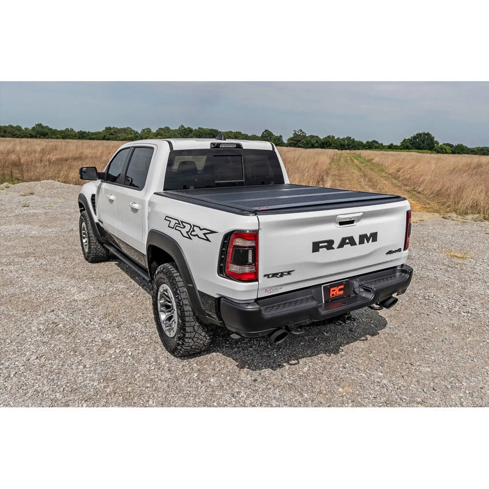 Twarda pokrywa paki tri-fold niski profil Rough Country 6'4" - obrazek 11