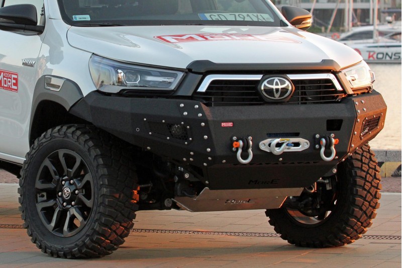 ZDERZAK PRZEDNI MORE4x4 TOYOTA HILUX REVO