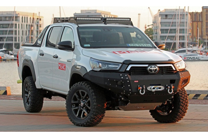 ZDERZAK PRZEDNI MORE4x4 TOYOTA HILUX REVO - Image 2