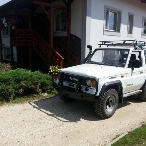Zderzak stalowy przedni do Toyota LJ70