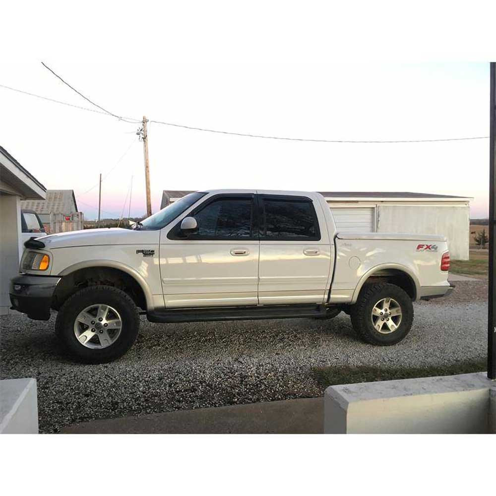 Zestaw zawieszenia Rough Country Lift 2,5" 4WD - obrazek 2