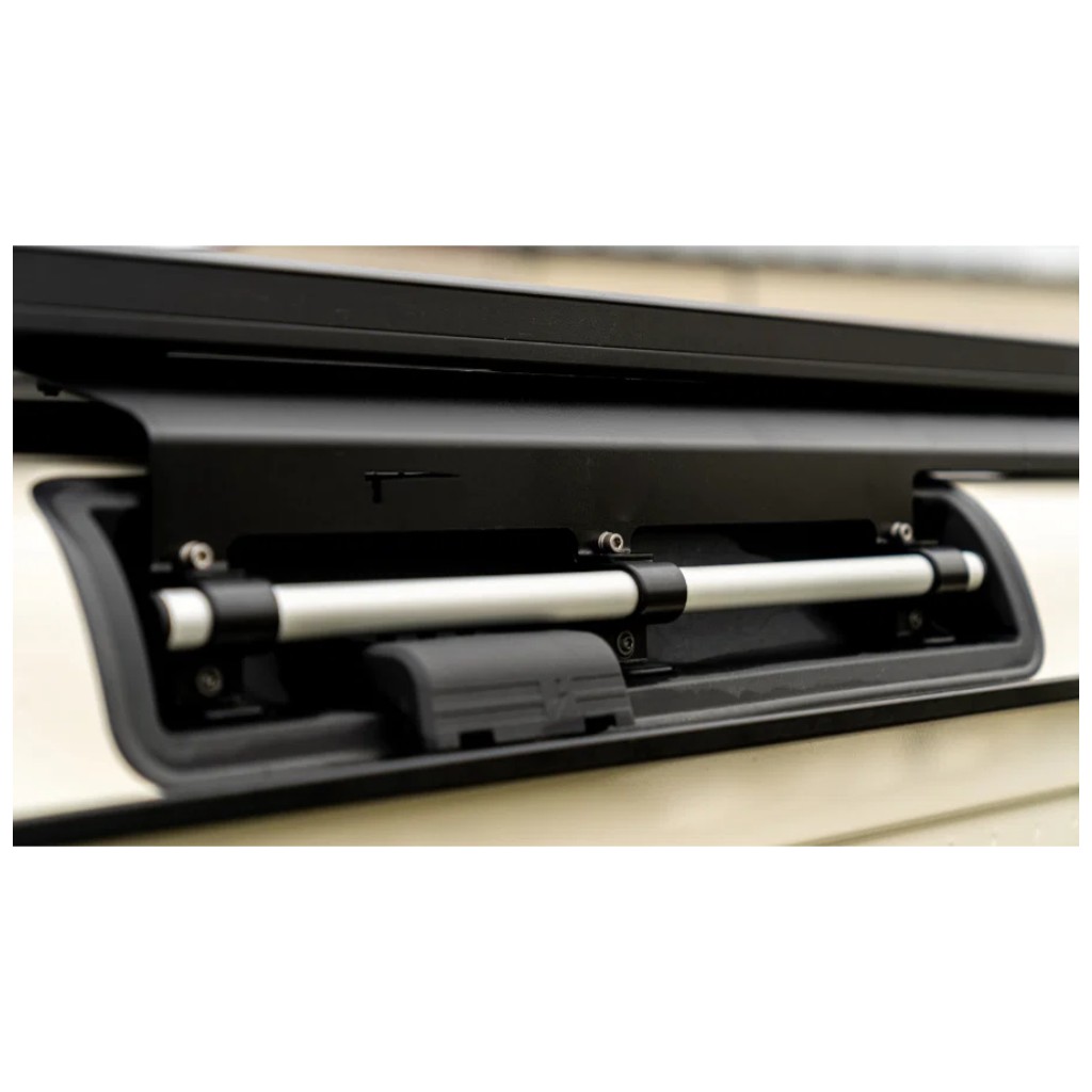 Bagażnik dachowy Rhino Rack Pioneer 6 2700x1472 mm z systemem Backbone - obrazek 5