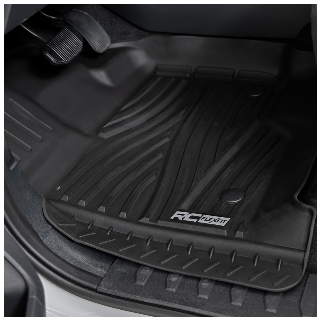 Dywaniki na podłogę przód i tył Rough Country Flex-Fit Crew Cab - obrazek 2