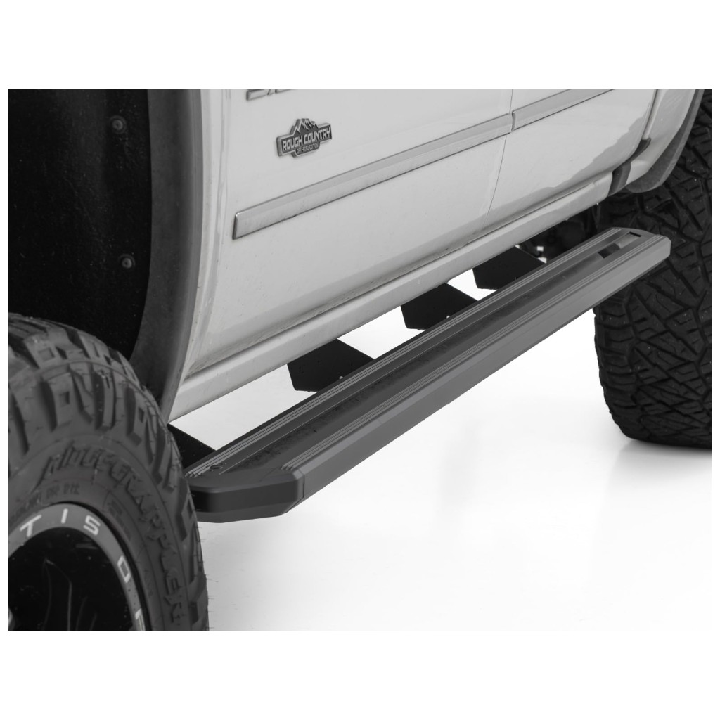 Progi, stopnie boczne Rough Country Multi-Color LED Crew cab - obrazek 2