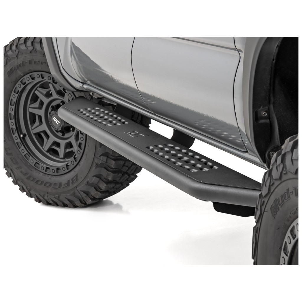 Progi, stopnie boczne Rough Country OV2 Double Cab