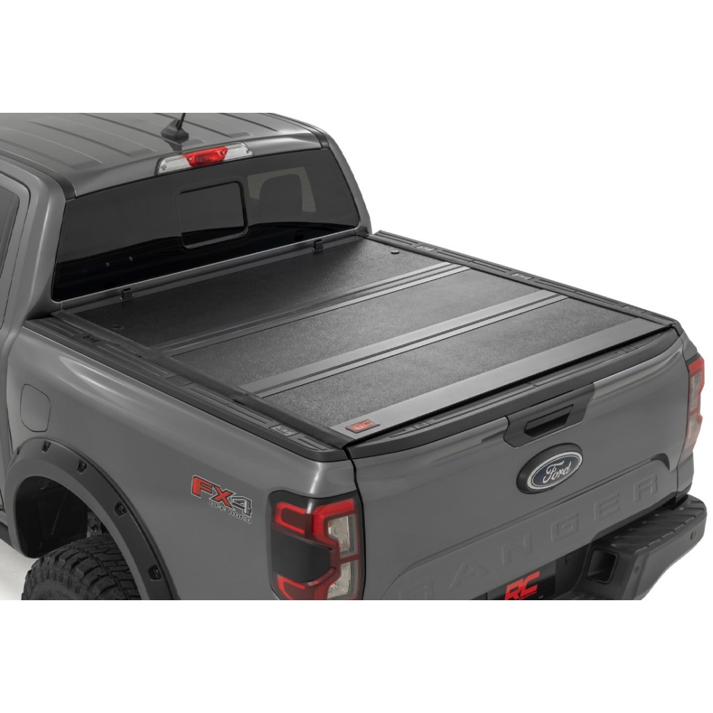 Twarda pokrywa paki tri-fold Rough Country niski profil 5'