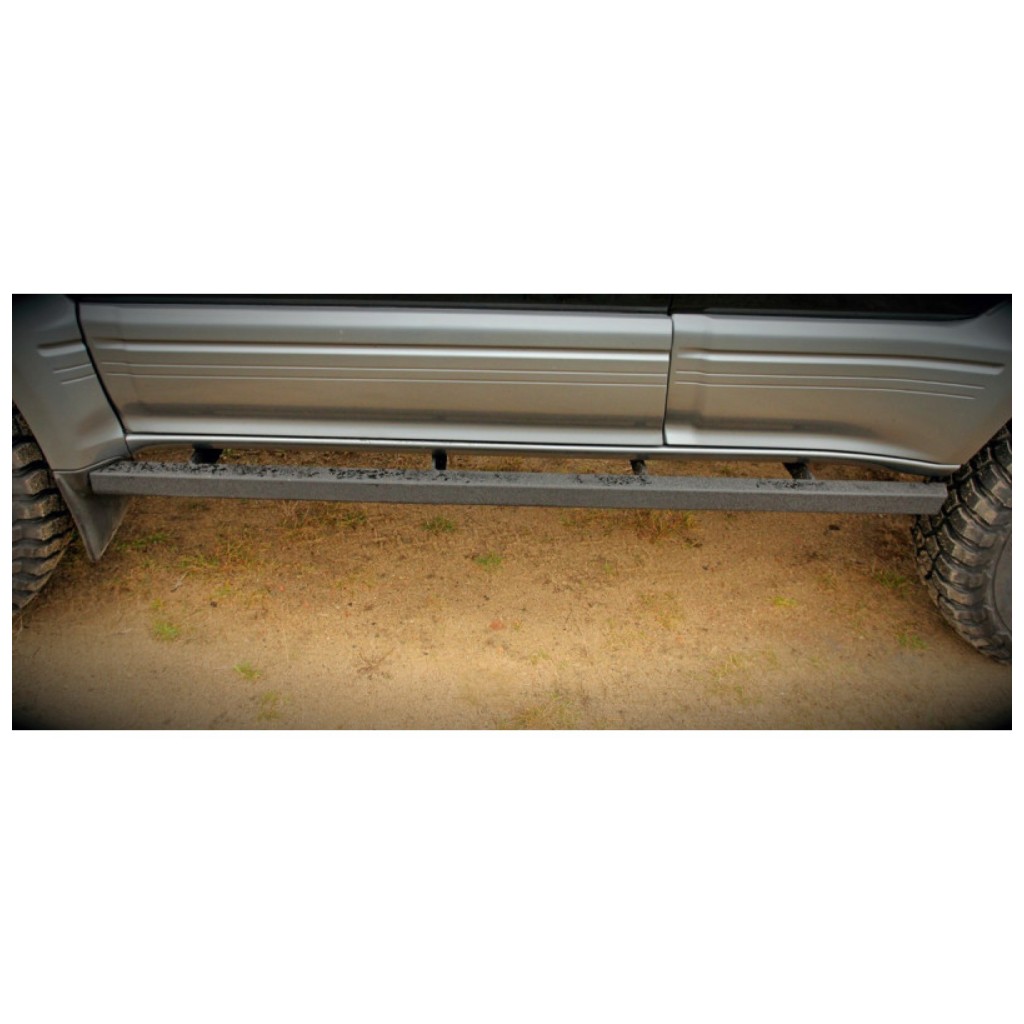 Progi boczne stalowe montowane do ramy MorE 4x4 LWB - Image 4