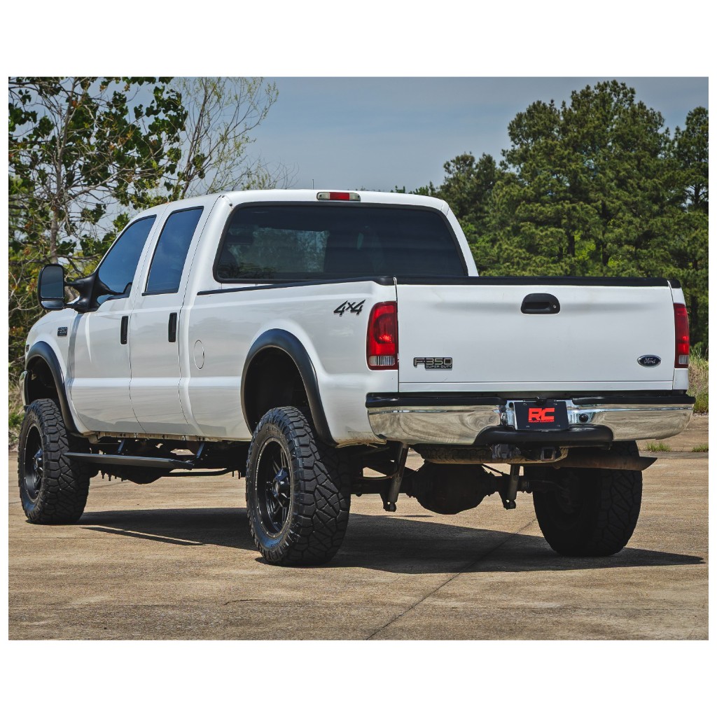 Progi elektryczne HT-Series Rough Country Crew Cab - obrazek 3
