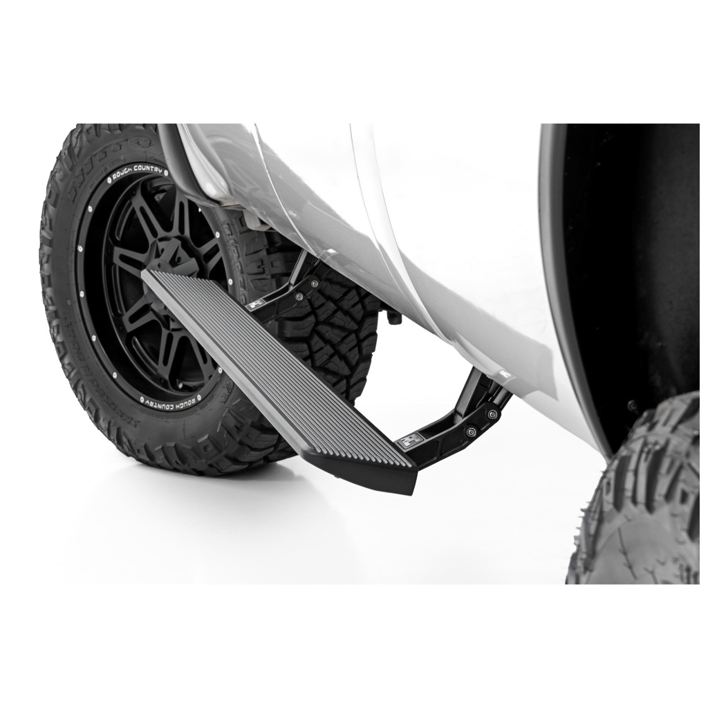 Progi elektryczne HT-Series Rough Country Crew Cab - obrazek 5