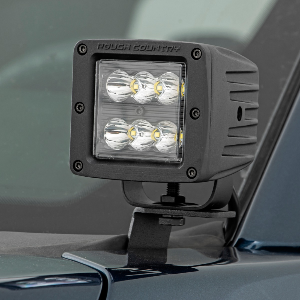 Zestaw lamp 2" LED Spot Beam doświetlających Rough Country Black Series - Image 4